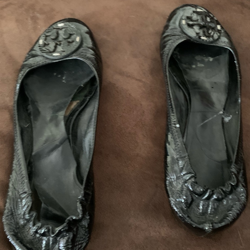 Tory Burch Black Leather Flats For Sale.